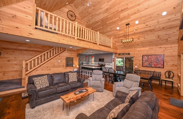 Top-of-Wisp*6bed/6ba*Hottub*