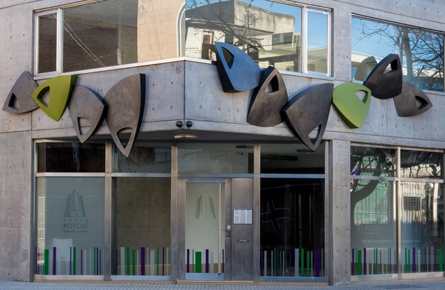 Torre Potosi studio apartment