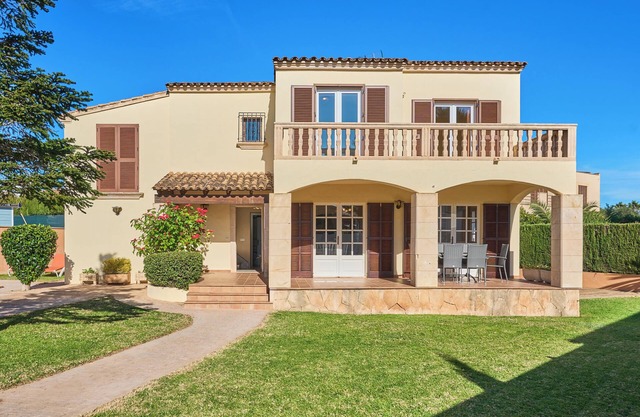 Tos vacation home in Sa Coma with private pool