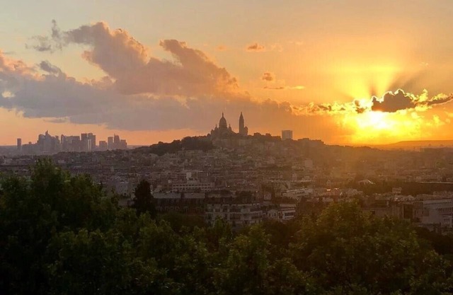Très bel Appartement Avec vue Panoramique sur Paris Est et Montmartre
