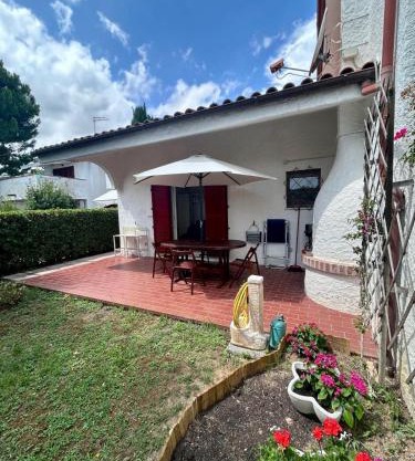 Tra la luna e il mare - delizioso appartamento con giardino nella riviera del conero per un soggiorno felice