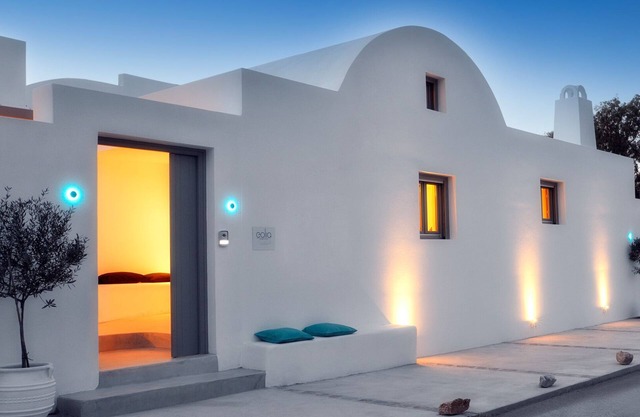 Traditional Villa with Private Heated Pool