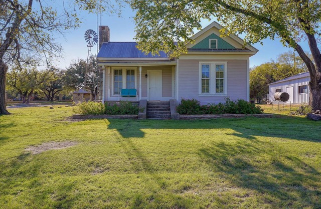 Tranquil Farmhouse in Natural Setting