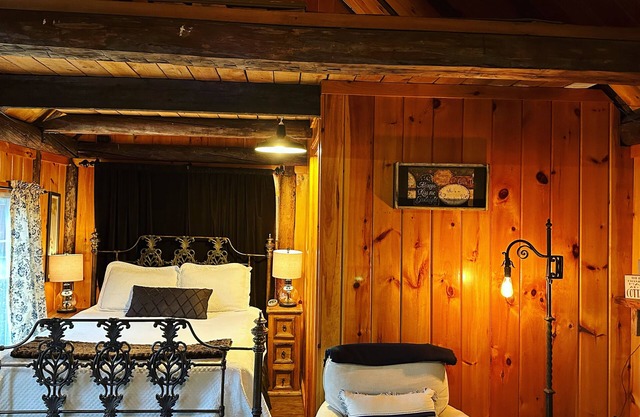 Tranquil Guest House - Peaceful Sanctuary plus InfraRed Sauna
