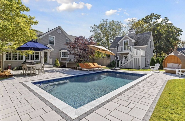 Tranquil Seaside Oasis at Mother's Beach