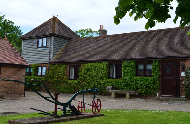 Tranquil, well-equipped Cottage in historic '1066 Country'.