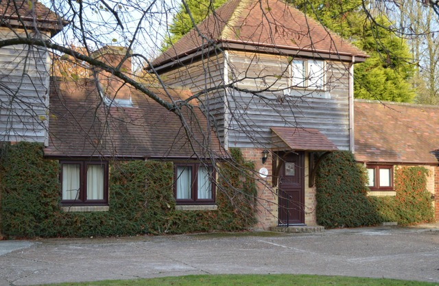 Tranquil. well-equipped Cottage in historic '1066 Country'