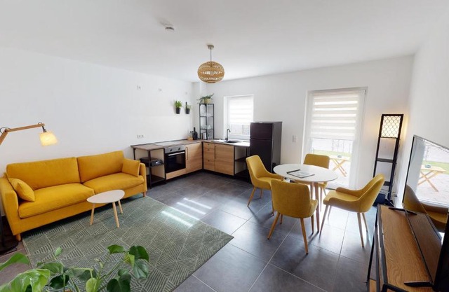 Travel Art Boardinghouse (Lazarettstr.)