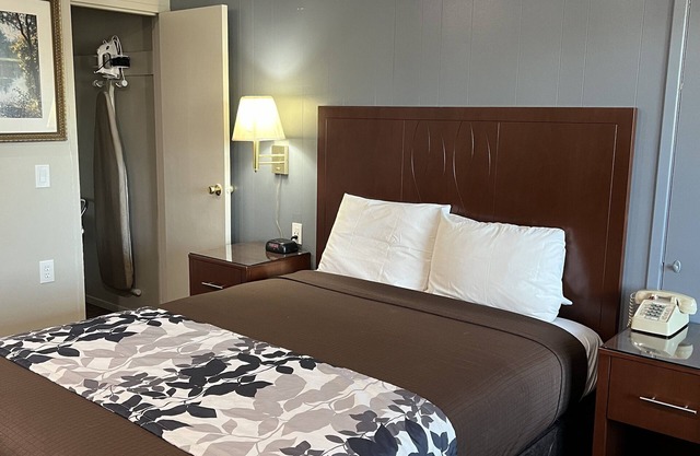 Travelers Inn Eugene University