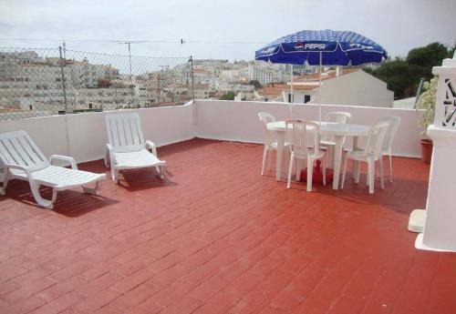 Travessa Albufeira Apartments by Umbral