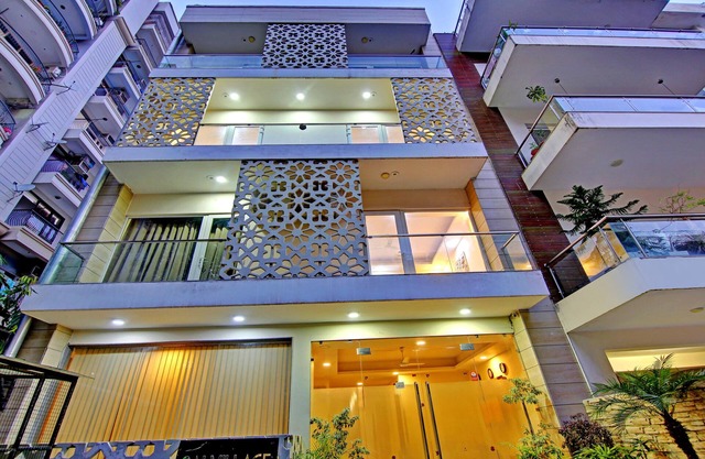 Treebo Sai Village Gold Souk - Sec 43