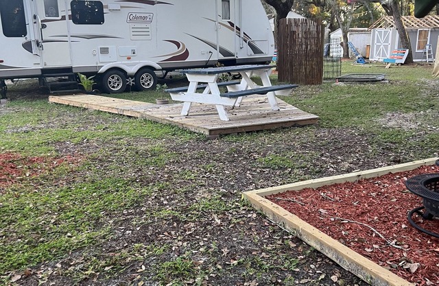 Trees Camper