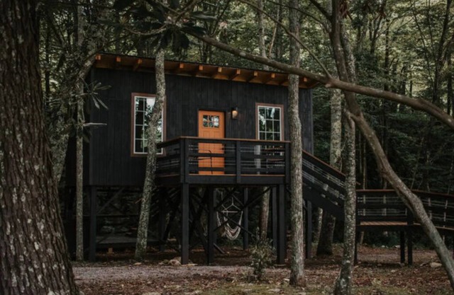 Trent Treehouse Unit 7- Not Pet Friendly - Glamping Retro