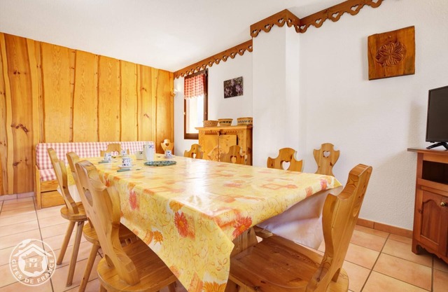 TRIOLET - AUSSOIS - Gîte