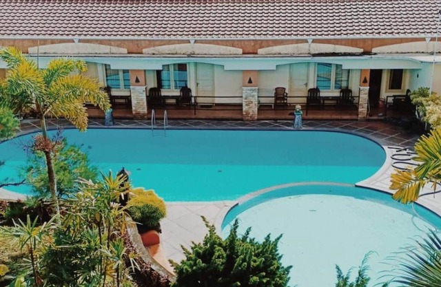 Triple Room with AC at Mutiara Batu