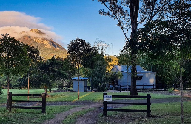 Tuckeroo Cottages & Gardens