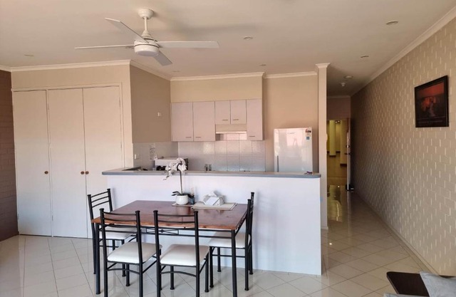 Tuggeranong Short Stay #09 Sleeps 4