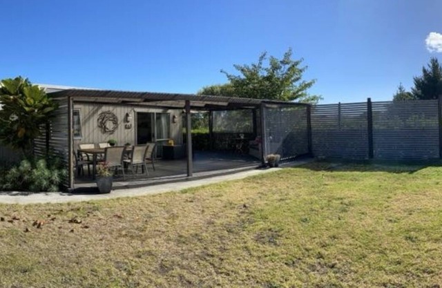Tui's Retreat - Peaceful, Private, and Close to Town