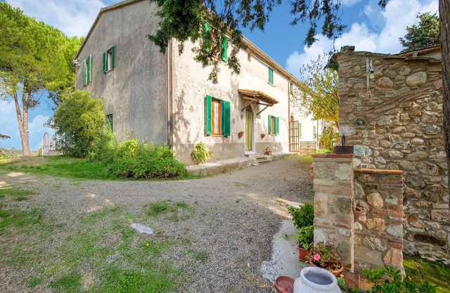 Tuscany Family Country Home