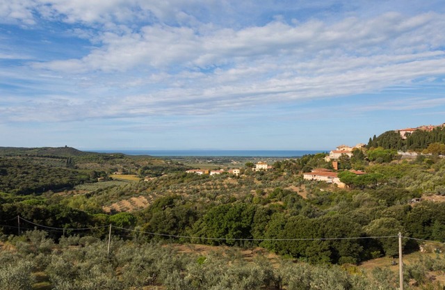 Tuscany Hill/Sea Castagneto Carducci
