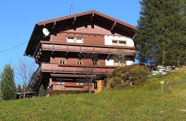 Tux Holiday Home by Interhome