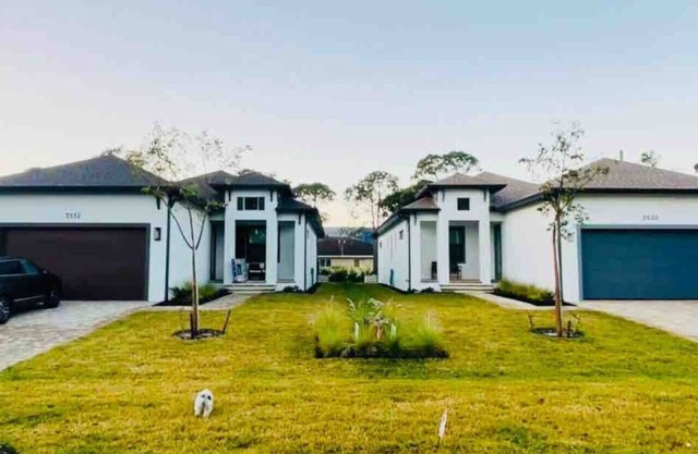 Twin Amazing villa's in Naples