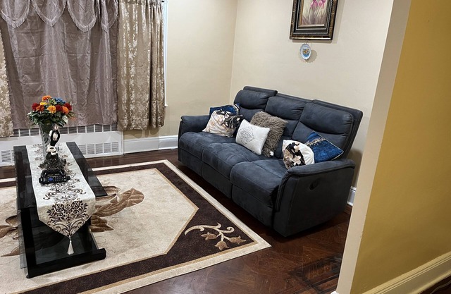 Two beautiful bedrooms in the heart of old mi basin