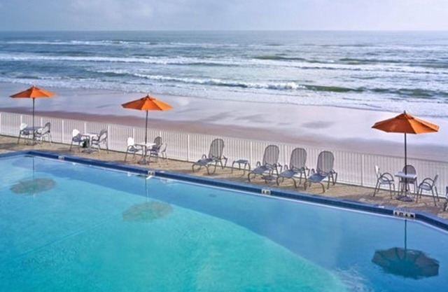 Two Bedroom, Ocean Front, Luxury Condo, Daytona Beach, FL 1843896sa