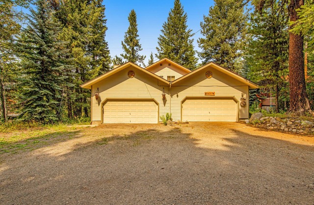 Two-story home with high-speed WiFi and wood stove in great location