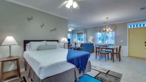 Two Units w Gazebo & Pool-Swanky Savannah Style