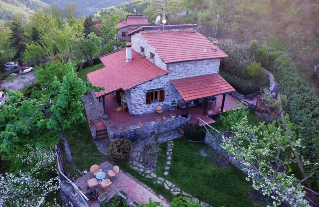 Typical tuscan villa with garden