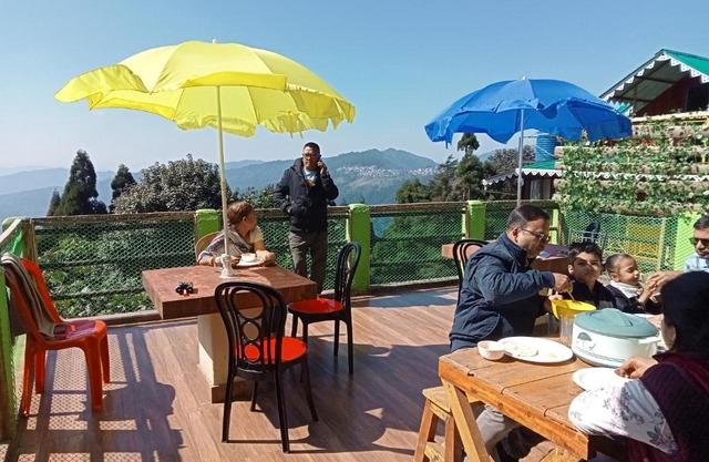 U V Homestay
