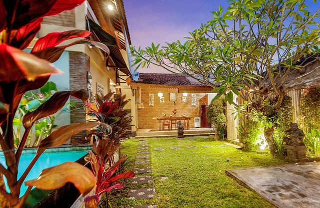 Ubud 3BD Premium Villa: pool and pristine views!