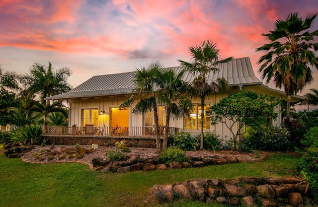 Ultimate in "Cool" - SPECIAL LAST MINUTE PRICING -nOcean/Sunset View TVNCU #5007