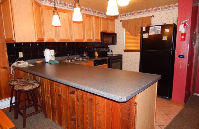 Unique & colorful condominium close to downtown, minutes from WP Resort