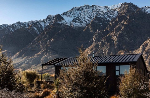 Unique Jacks Point property that sleeps 8 with stunning views
