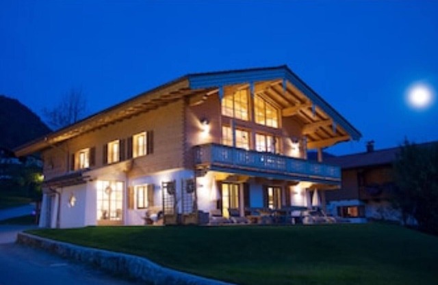 Unique luxury chalet for the whole family, close to the ski area