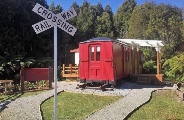 Unique Train carriage 100+ years old - Te Pahika