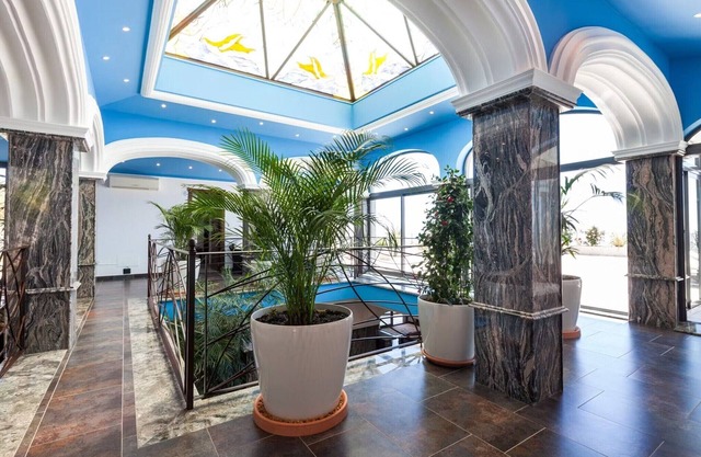 Unique villa with outdoor hot tub
