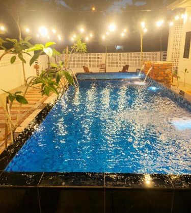 Unit 01 Homestay Private pool & Netflix Muar