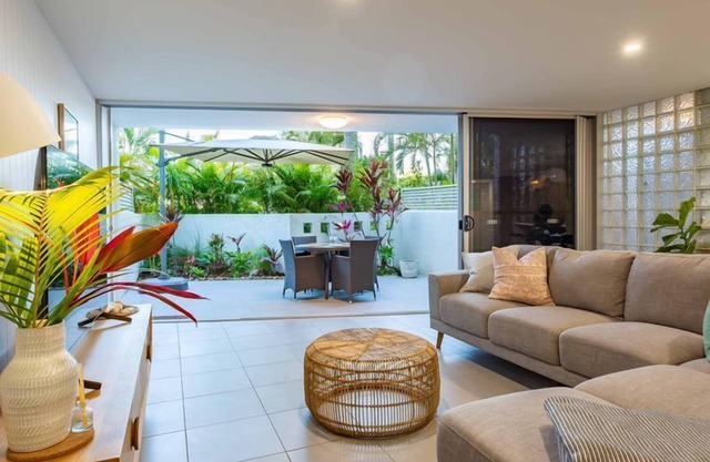 Unit 4 Sundeck Gardens