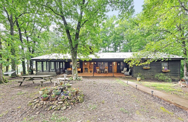 Unplug & Relax at our Tennessee River Cabin Getaway - Hunt, Fish, & see BIGFOOT!