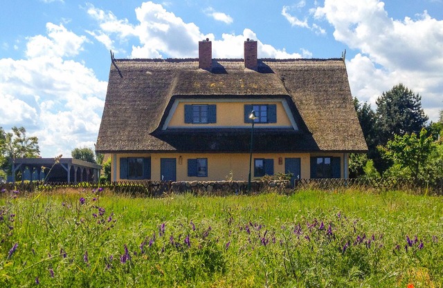 'Uns Hus' with terrace and small garden; Wlan; Internet-TV close to the beach and quiet