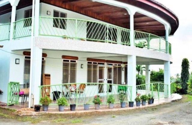 Unwind and Enjoy (Savusavu)