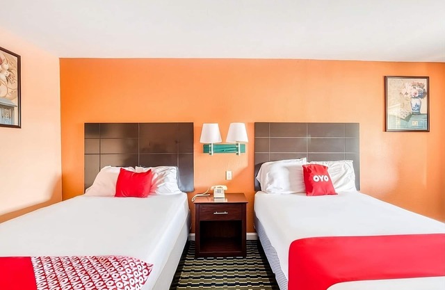 Unwind and Explore! 4 Relaxing Units, Free Parking, Pet-friendly Property!