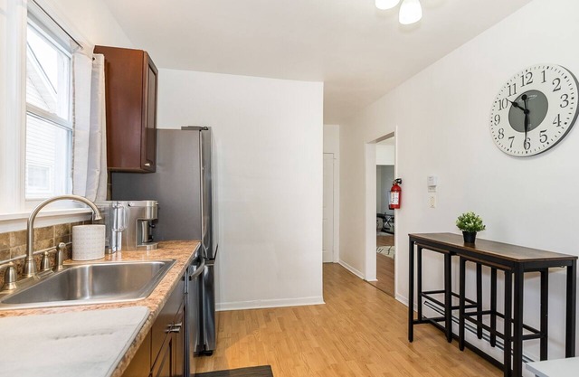 Updated 2Bed apt. close to NYC