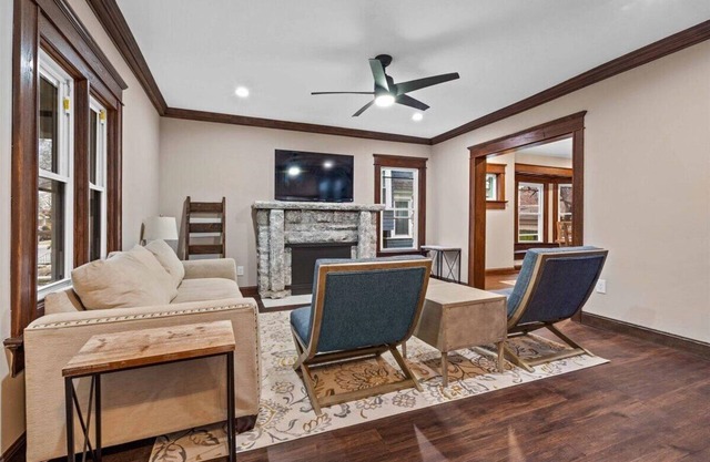 Updated 6Br, near dwntwn, Chiefs stadium, and KC’s Best