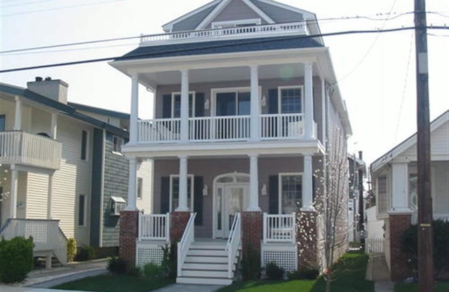 Upscale 1st fl condo located in OC steps away from the beach and boardwalk.