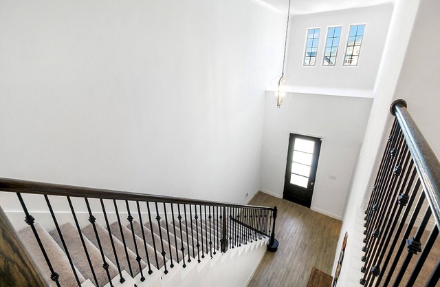 Upscale 5BR Katy Home, Sleeps 10 w/Space & Style!