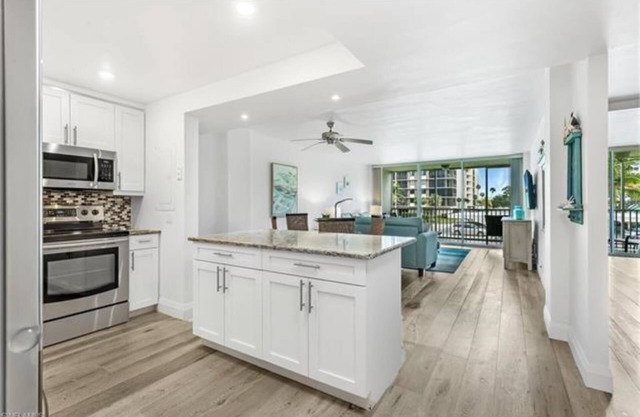 Upscale condo steps from gorgeous Vanderbilt beach